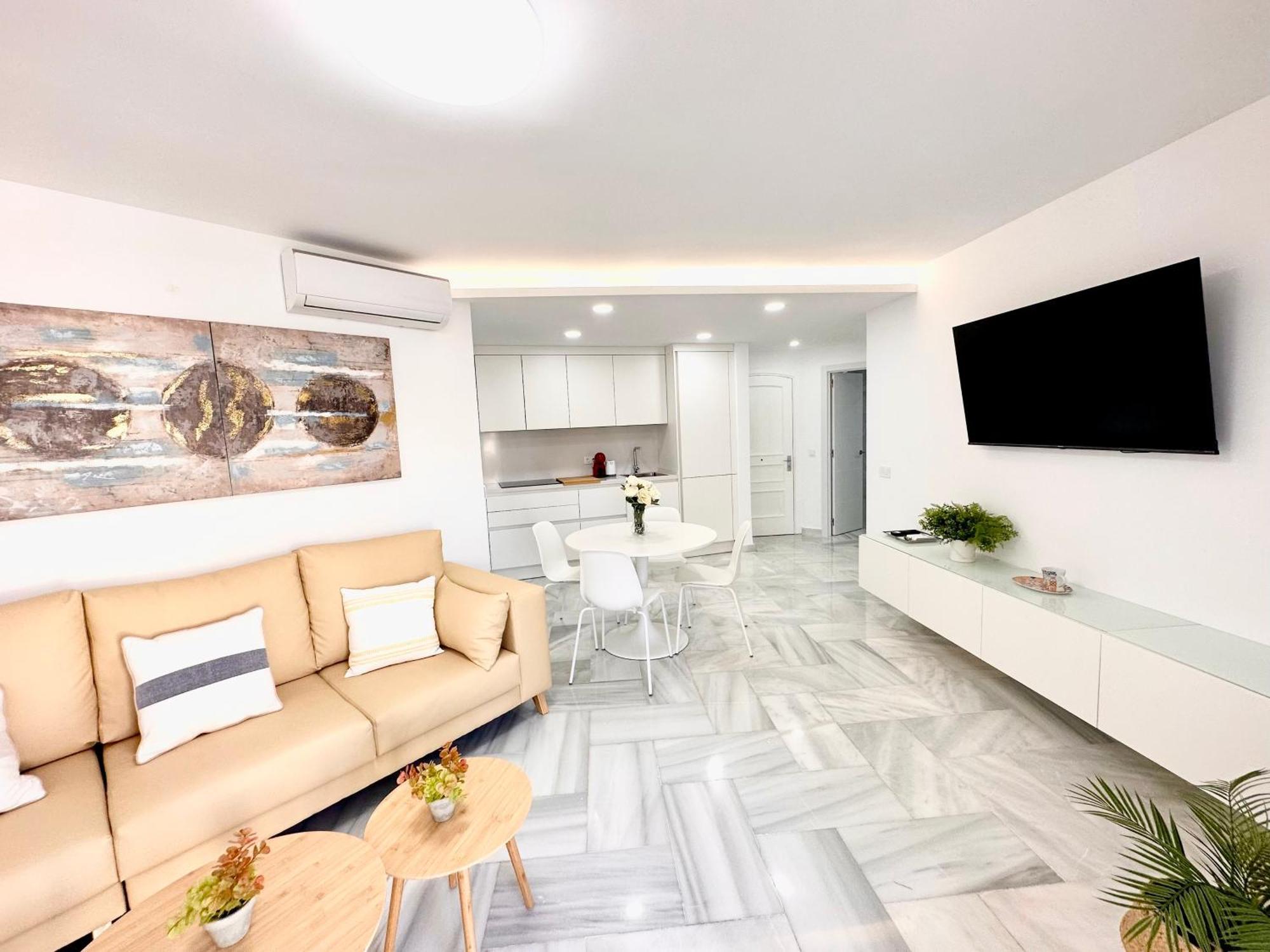 Apartamento, Paradise Sun Beach In Marina Benalmádena Dış mekan fotoğraf