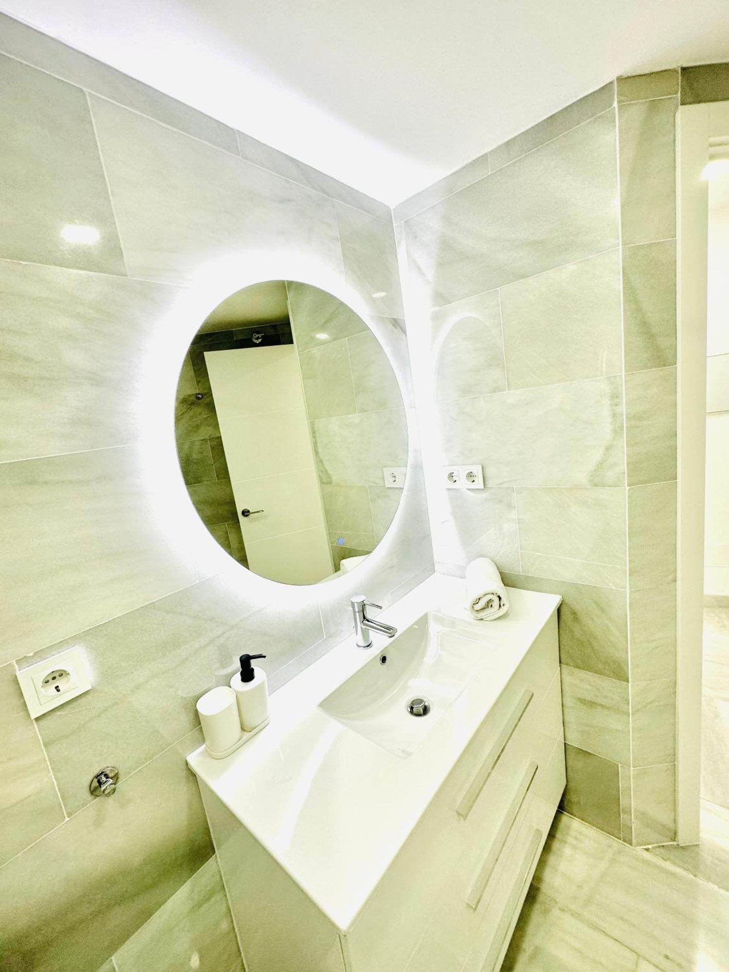 Apartamento, Paradise Sun Beach In Marina Benalmádena Dış mekan fotoğraf