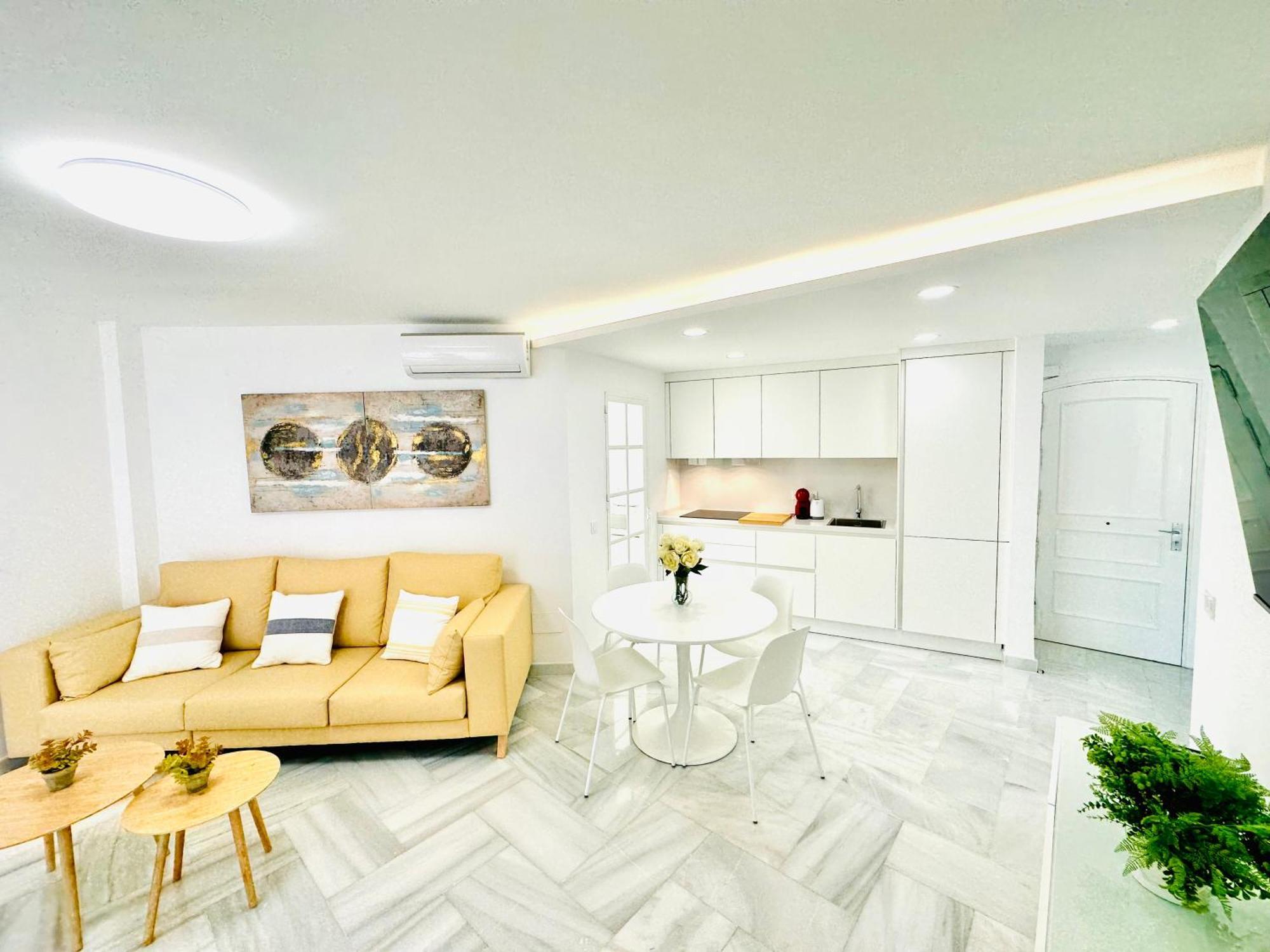 Apartamento, Paradise Sun Beach In Marina Benalmádena Dış mekan fotoğraf